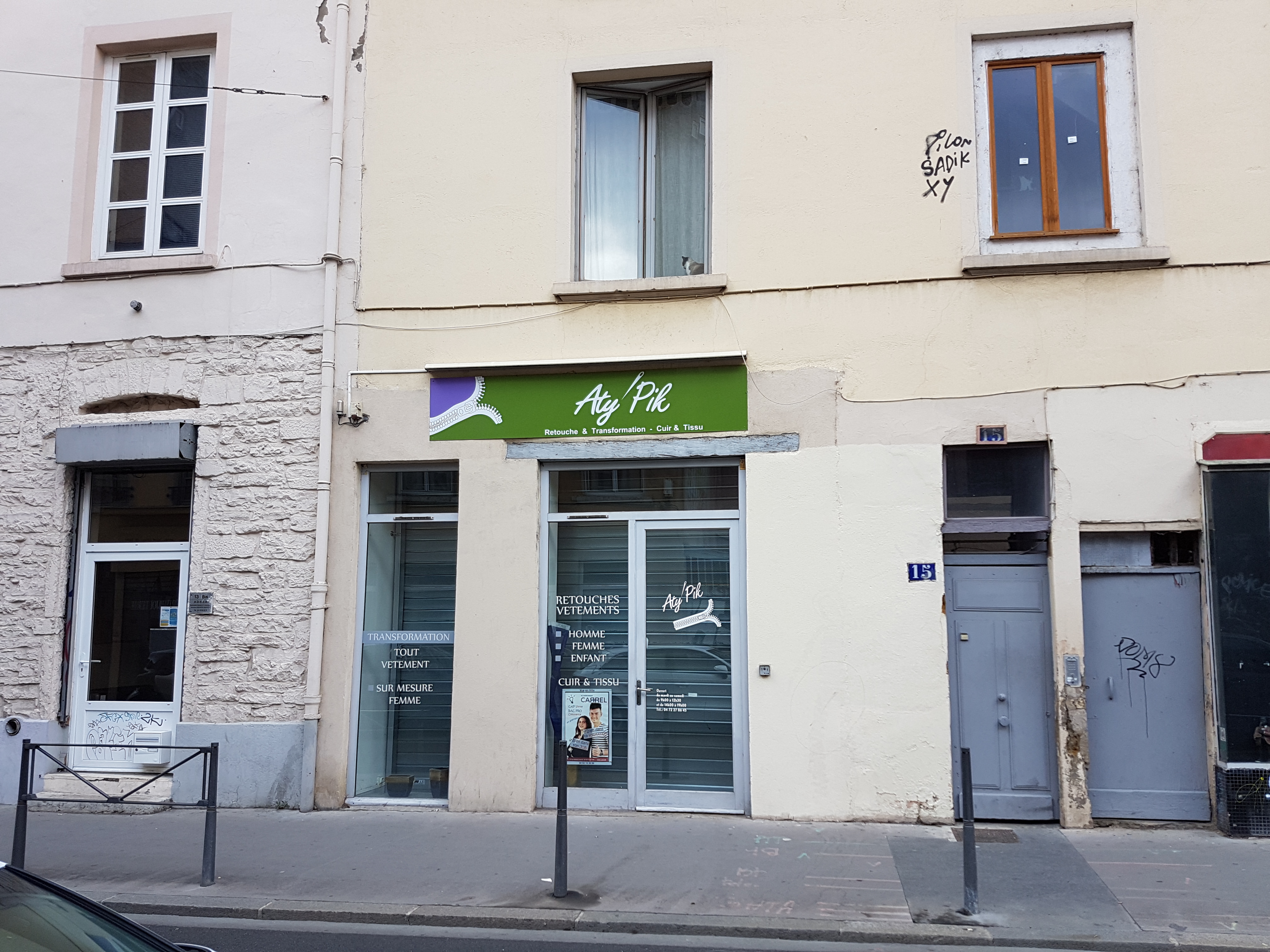 LYON 69004 – Rue Belfort – Murs commerciaux A VENDRE occupés