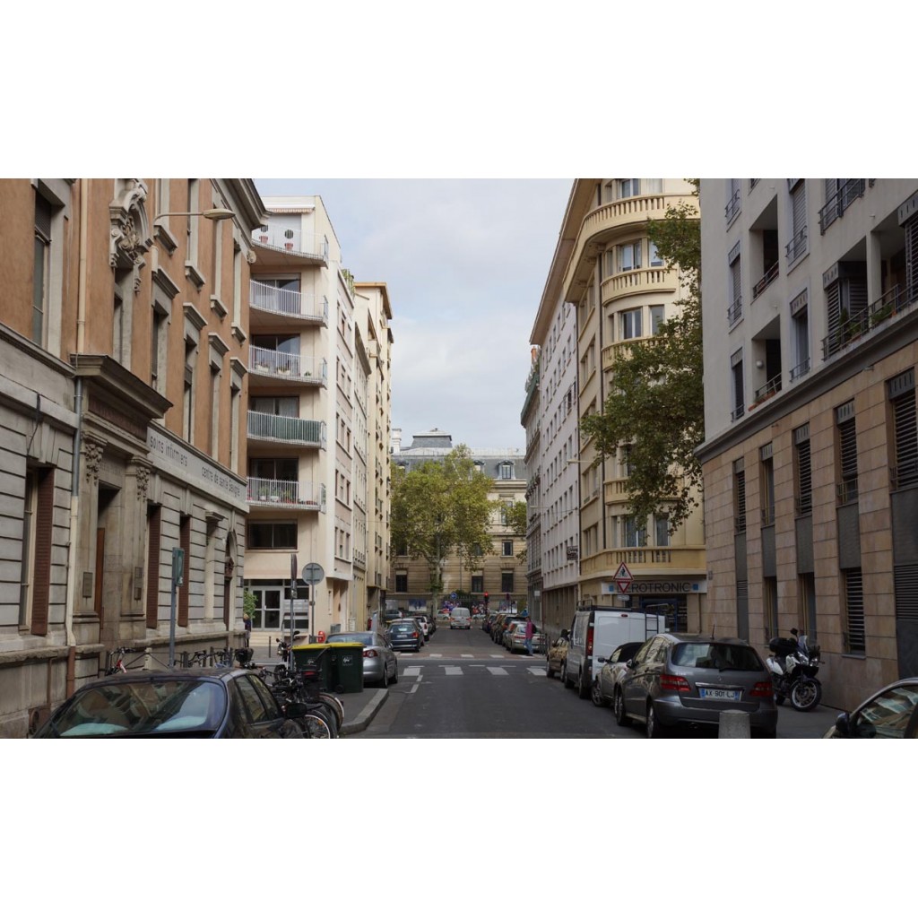 A VENDRE LIBRE – MURS LOCAL COMMERCIAL – 87M² – RUE DE SEVIGNE – 69003 LYON